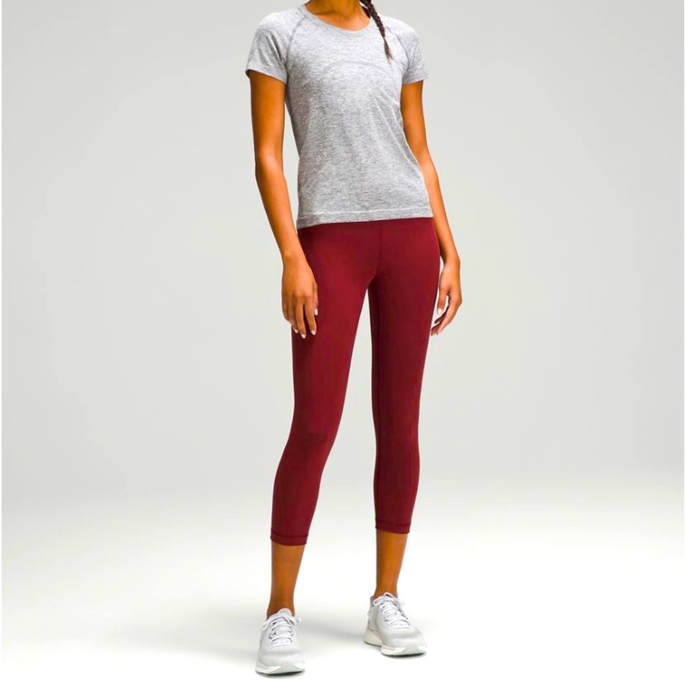 23” NWT Wunder Train Leggings